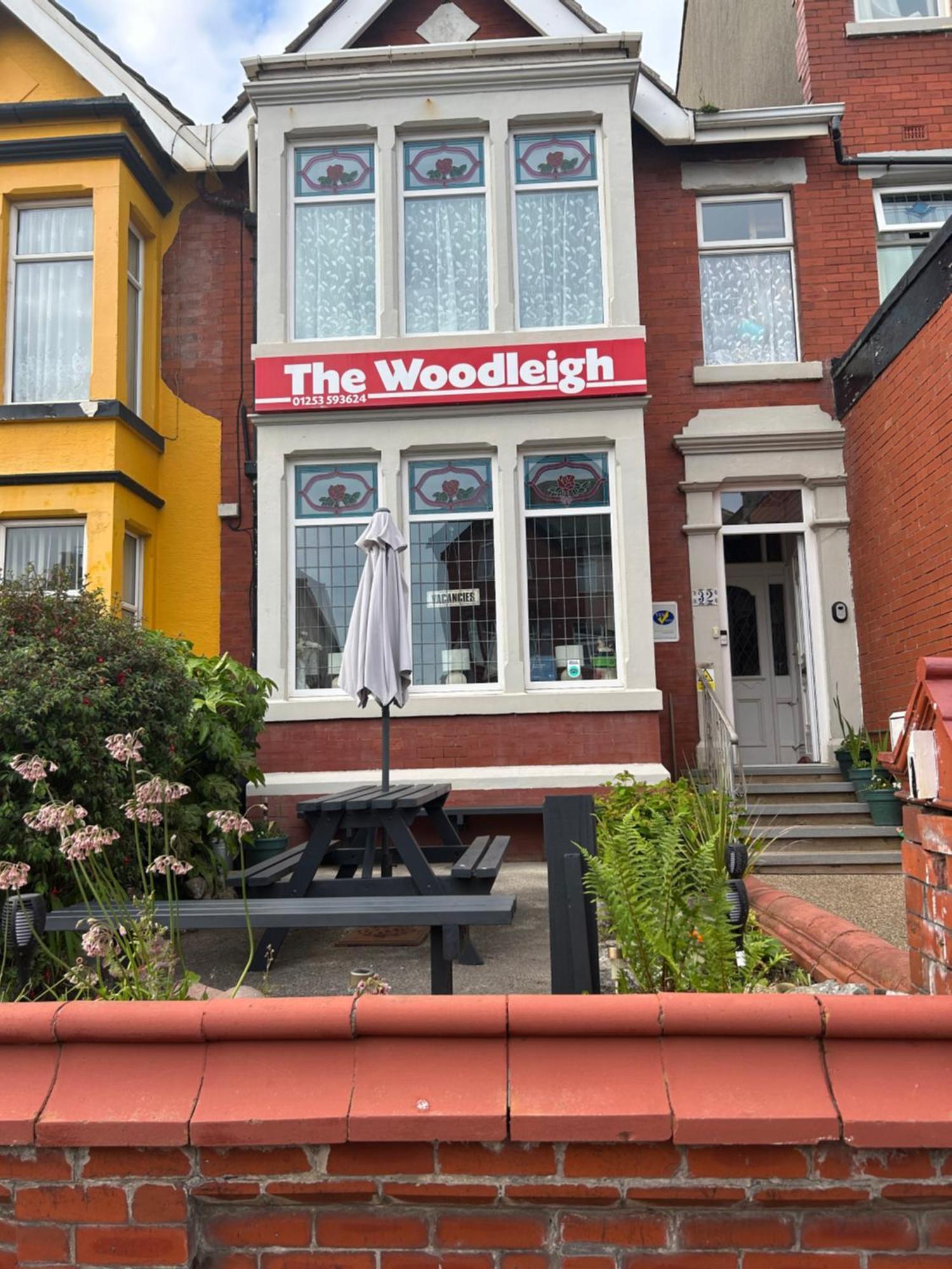 The Woodleigh Family Hotel Блекпул Екстериор снимка